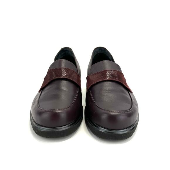 Munro American Geena Women Loafer Size 8 Wine/Red Leather Moc-Toe Low Block Heel - Picture 9 of 16